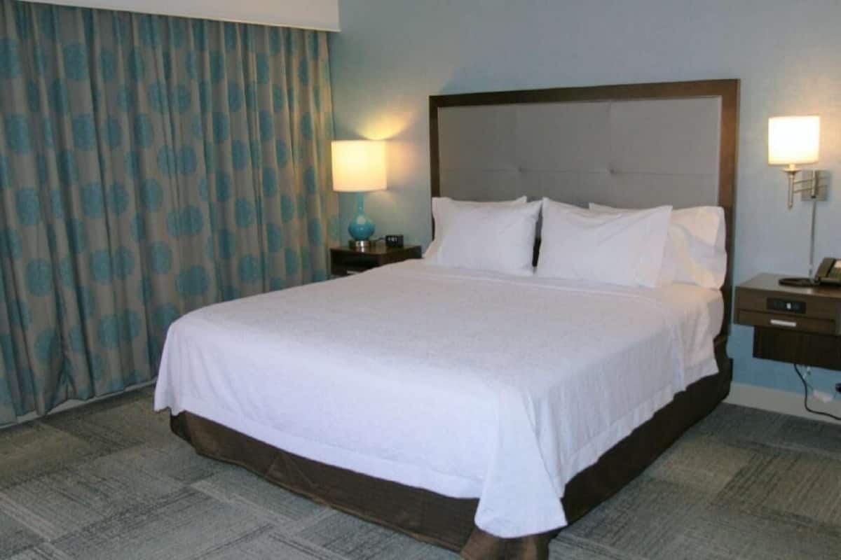 Ropa de cama de alta calidad, edredón y camas con pillow-top