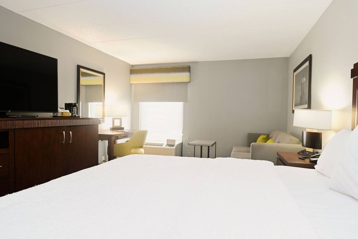 In-room safe, iron/ironing board, cribs (free), high-speed internet