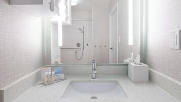 Room, 1 King Bed, Accessible, Non Smoking | Bathroom shower