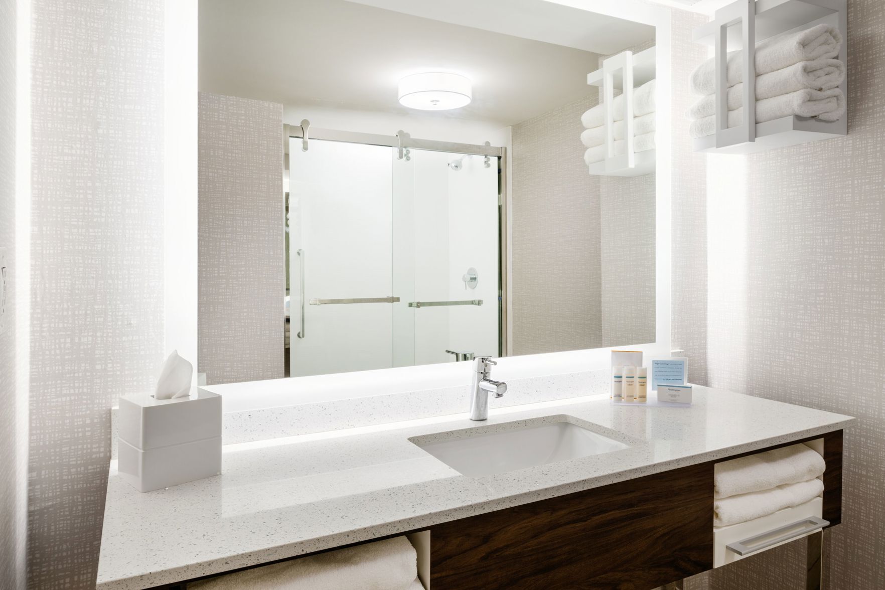 Bathroom | Free toiletries, hair dryer, towels
