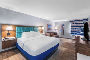 Desk, laptop workspace, iron/ironing board, cribs/infant beds - Hampton Inn Marion (Marion)