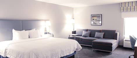 Deluxe-Zimmer, 1 King-Bett, Nichtraucher | Wohnbereich