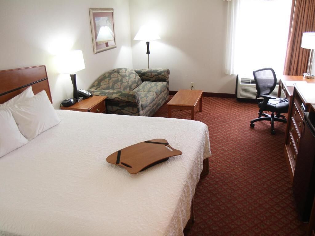 Schreibtisch, Bügeleisen/Bügelbrett, Zustellbetten, kostenloses WLAN