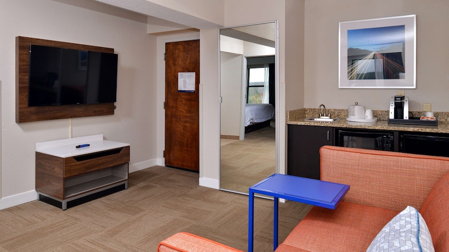 Hampton Inn Henderson