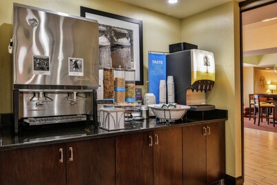 Hampton Inn Raleigh/Clayton I-40
