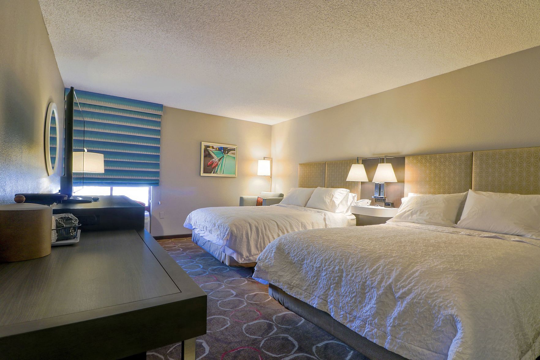 低過敏寢具、客房內保險箱、書桌、筆電工作空間