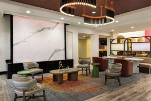 Lobby - Hampton Inn Tropicana (Las Vegas)