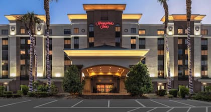 Hampton Inn Tropicana