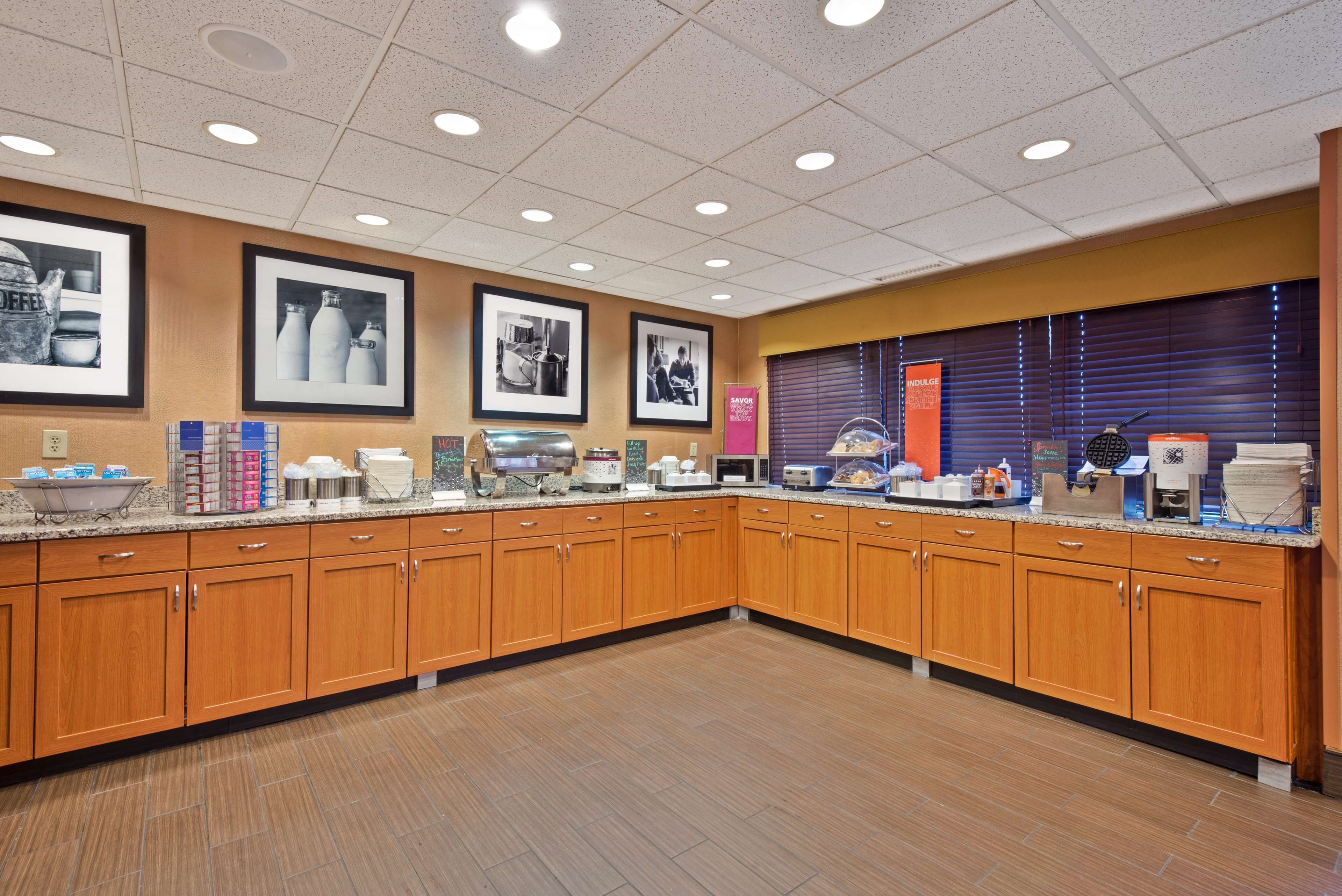 free on-the-go breakfast