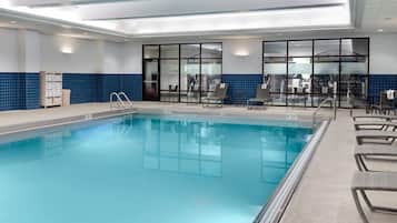 Indoor pool, pool loungers