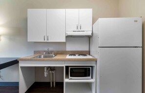 Studio, 1 Queen Bed, Accessible, Non Smoking | 1 bedroom, desk, laptop workspace, iron/ironing board