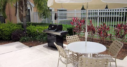 Extended Stay America Suites Orlando Maitland 1776 Pembrook
