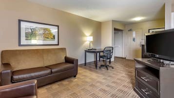 Blendingsgardiner, strykejern/-brett, wi-fi (inkludert) og sengetøy