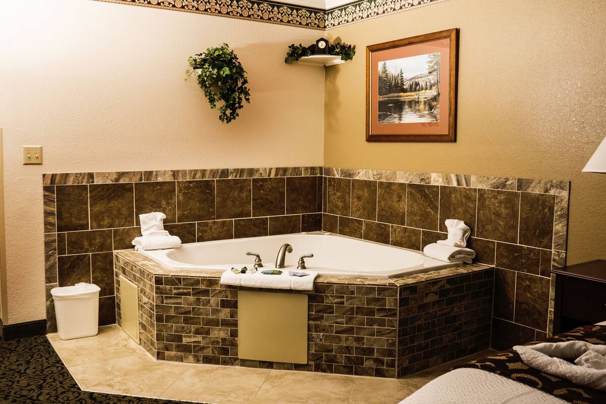 superior room | 1 bedroom, iron/ironing board, free wifi