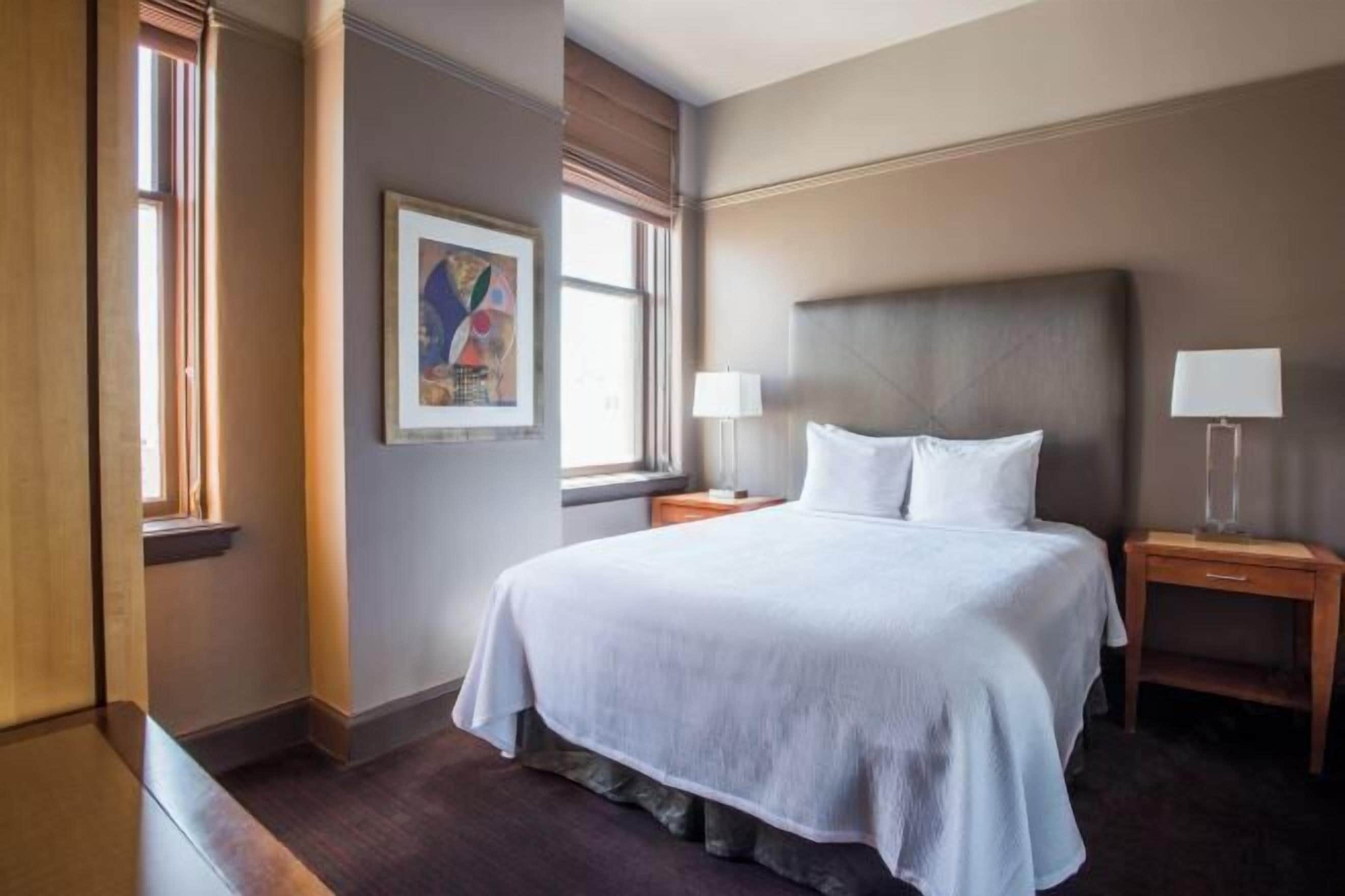 Premium bedding, pillowtop beds, in-room safe, desk