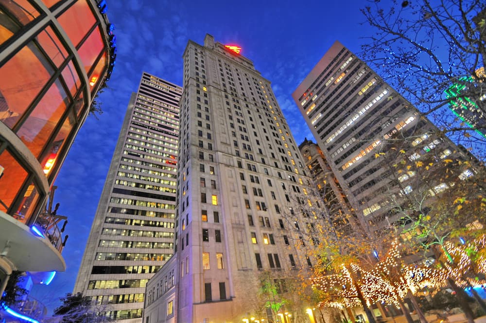 luxury hotels in Dallas