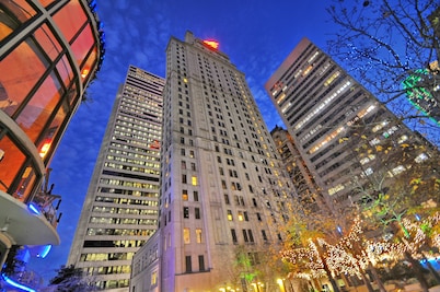 Magnolia Hotel Dallas Downtown