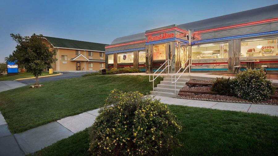 Travelodge by Wyndham Cheyenne