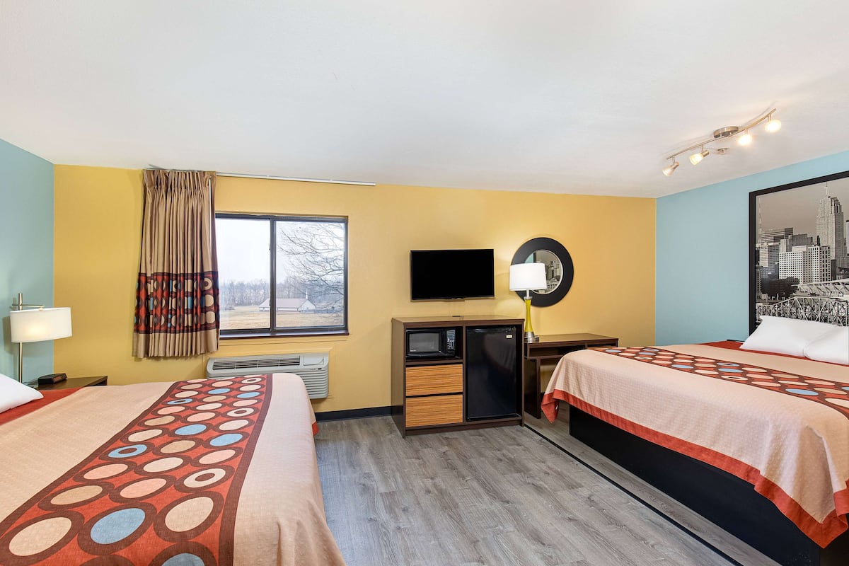 Room, Multiple Beds, Non Smoking | Desk, soundproofing, iron/ironing board, free WiFi