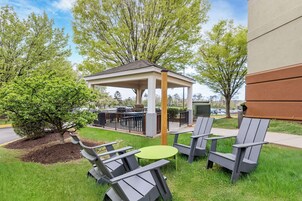 Área de parrillas y picnic