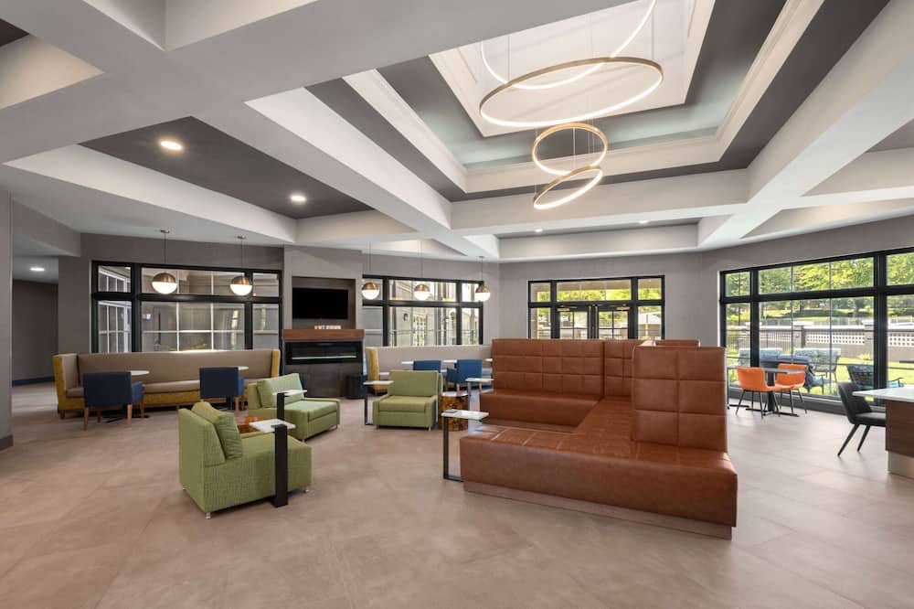 luxury hotels in Greensboro