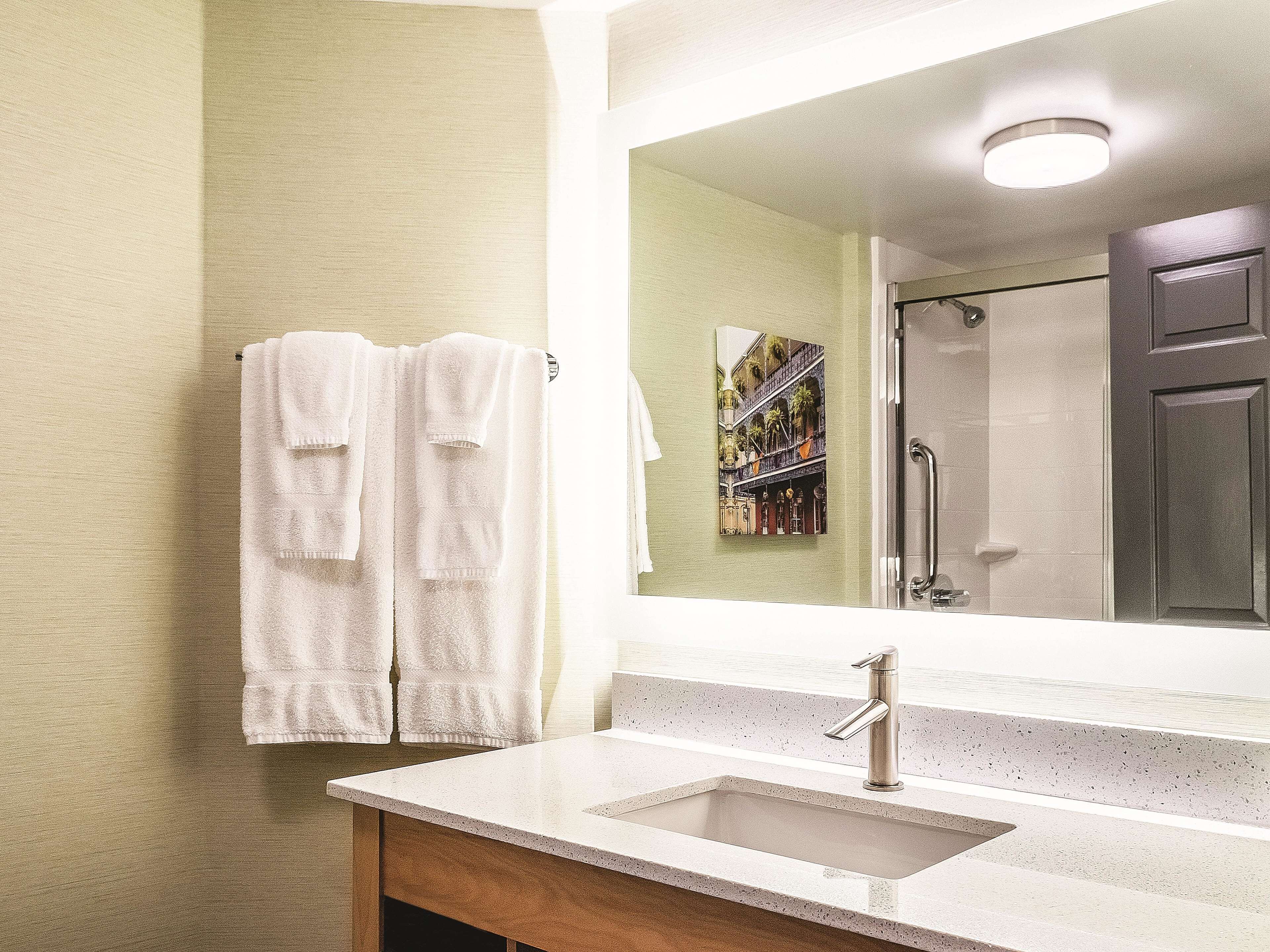 room, 1 king bed, non smoking (various views) | premium bedding, pillow-top beds, in-room safe, desk