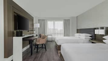 Quarto, 2 camas de casal