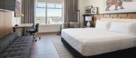 Premium bedding, in-room safe, desk, laptop workspace