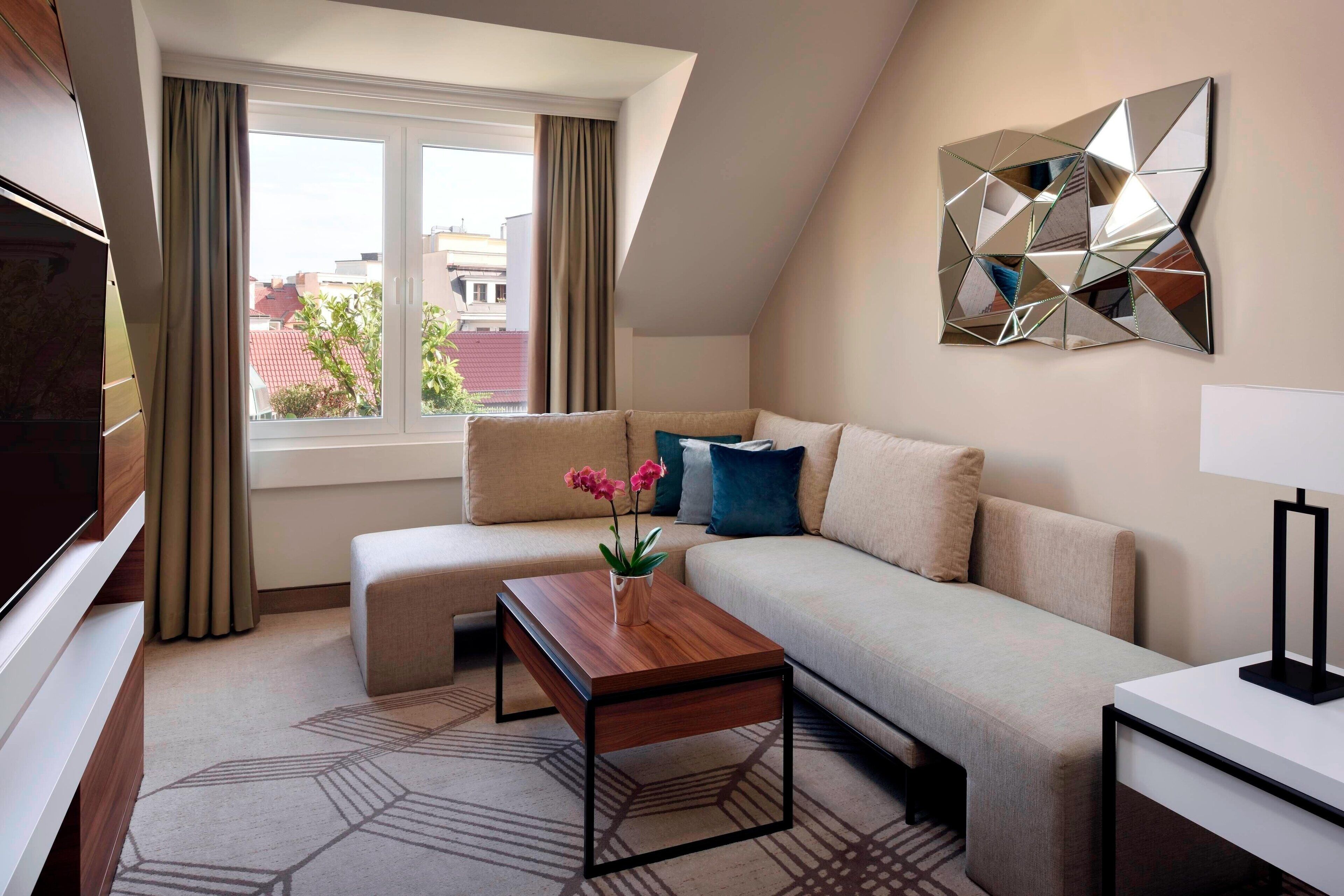 duplex suite | living area | 49-inch lcd tv with satellite channels, tv