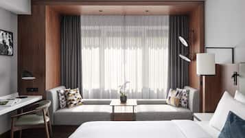 Superior Room, 1 King Bed | Premium bedding, minibar, in-room safe, desk