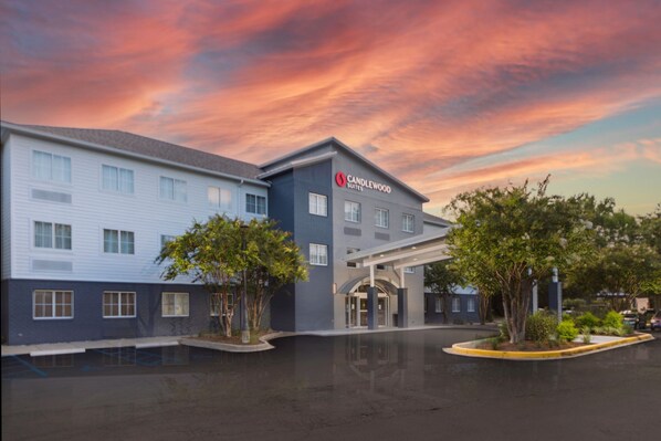Exterior - Candlewood Suites Charleston Mt Pleasant by IHG (Mount Pleasant)