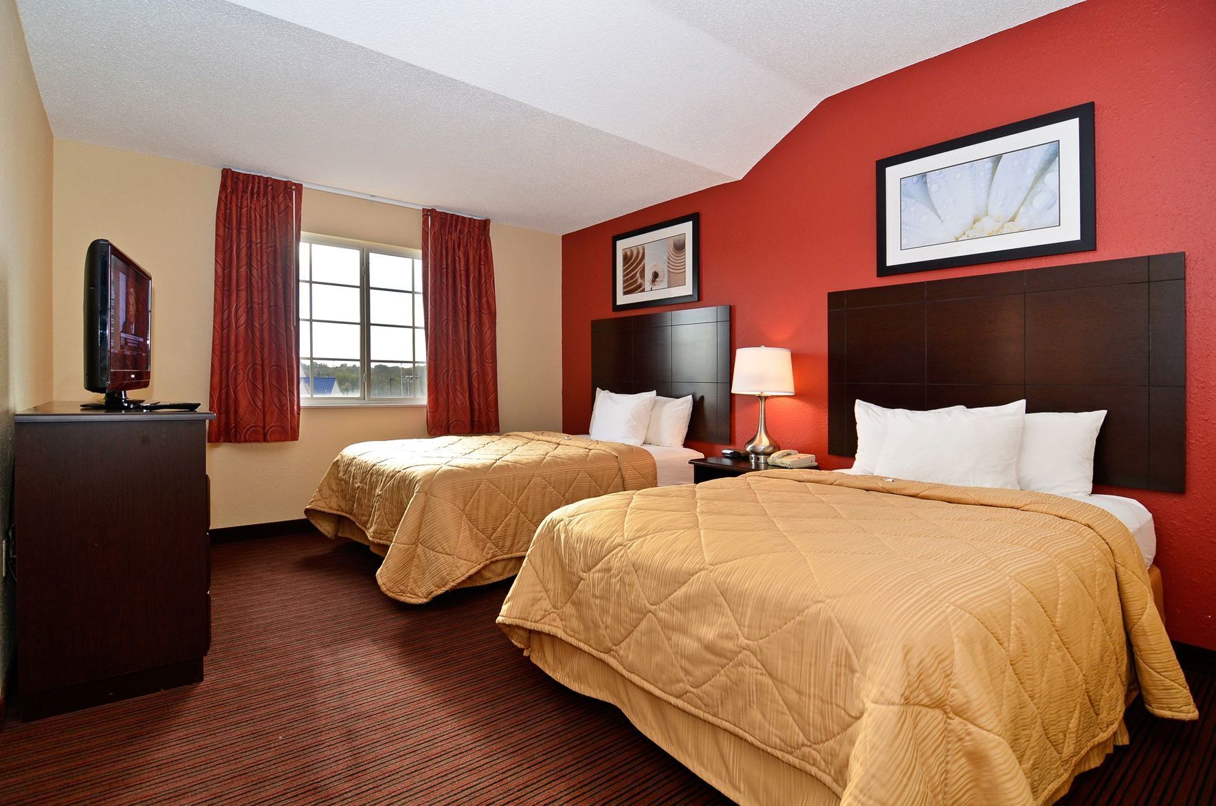 Desk, blackout curtains, iron/ironing board, free WiFi