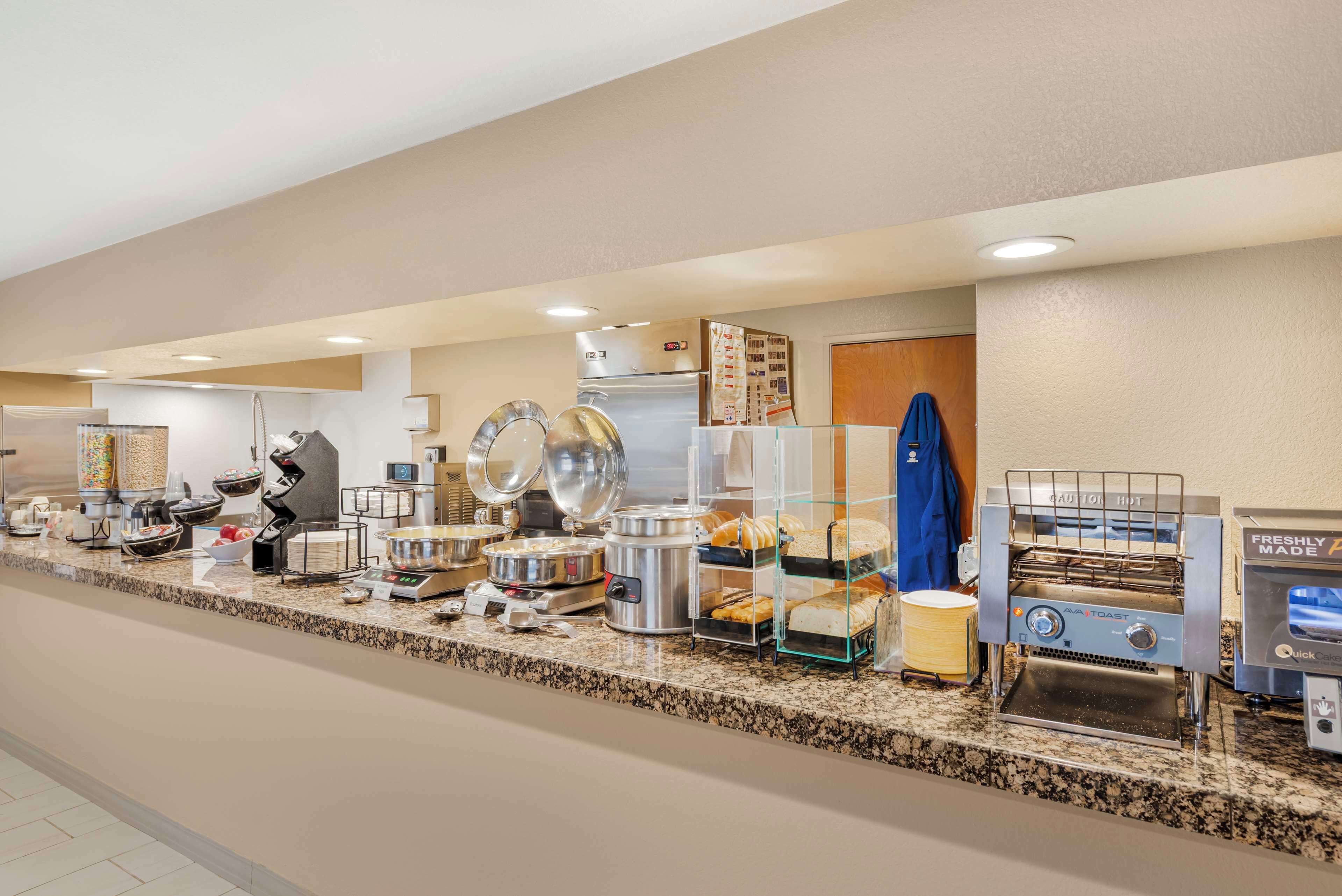 Desayuno buffet incluido todos los días