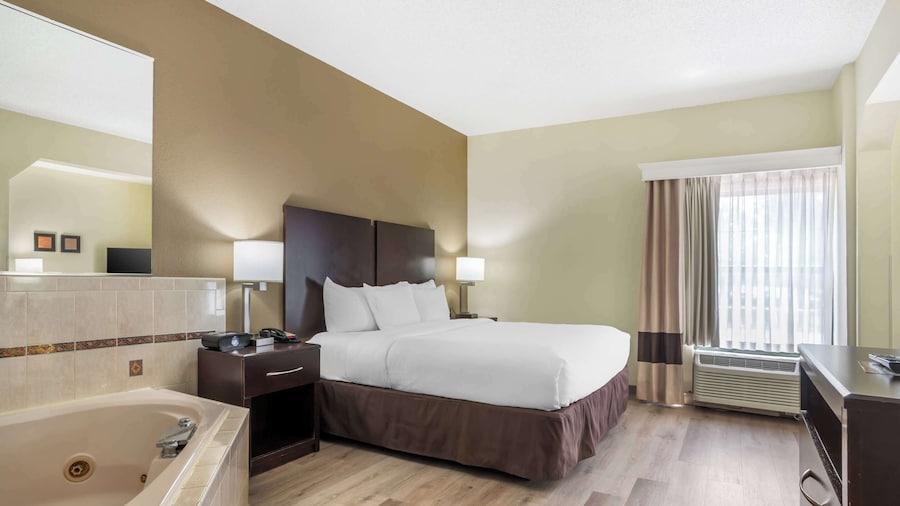 Comfort Inn & Suites Lake Norman