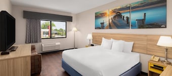 Days Inn by Wyndham Phenix City Near Fort Benning