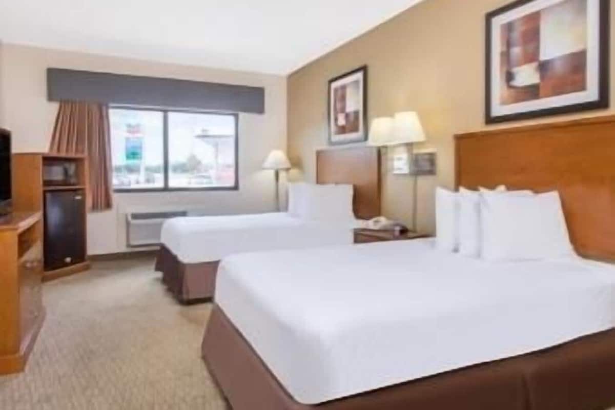 In-room safe, desk, laptop workspace, iron/ironing board
