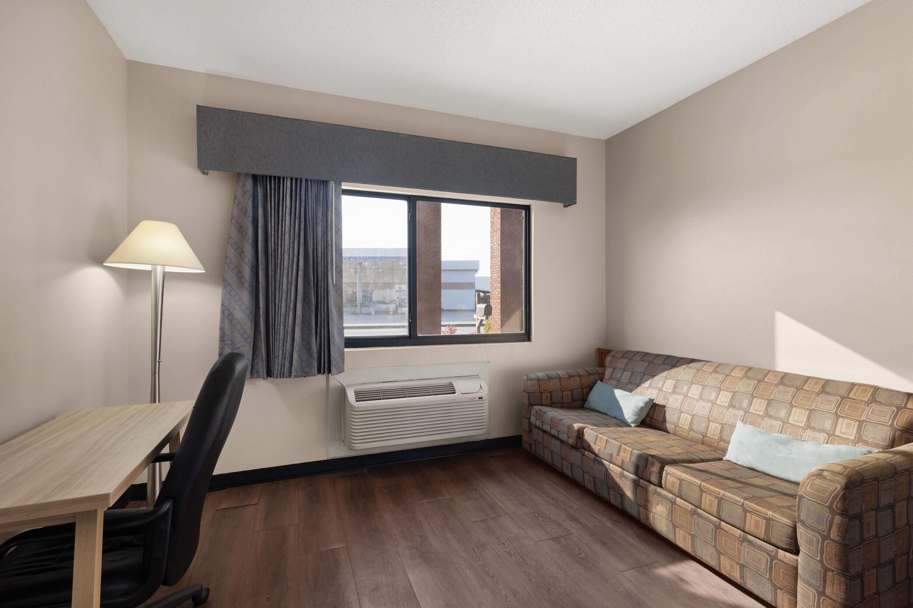 In-room safe, desk, laptop workspace, iron/ironing board