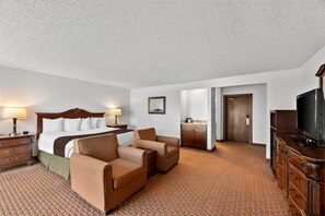 Desk, iron/ironing board, free cots/infant beds, rollaway beds - Best Western Chieftain Inn (Wenatchee)