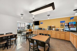 Desayuno buffet incluido todos los días