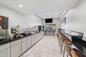 Dagelijks continentaal ontbijt inbegrepen