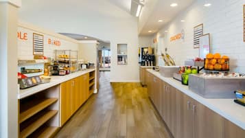 Free daily buffet breakfast