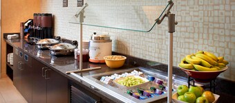 Sonesta ES Suites Chicago Waukegan Gurnee