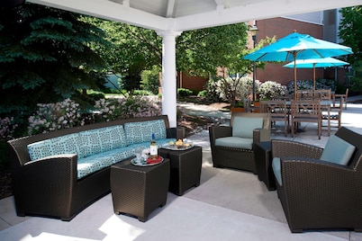 Sonesta ES Suites Chicago Waukegan Gurnee