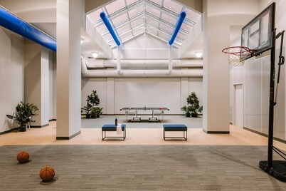 Sonder by Marriott Bonvoy Rideau Apartments Downtown