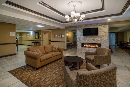 Lobby. La Quinta Inn & Suites by Wyndham Lexington South / Hamburg