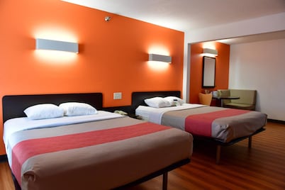 Garner Hotel Lincoln North by IHG