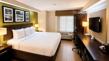 Room, 1 King Bed, Non Smoking | Desk, laptop workspace, blackout drapes, iron/ironing board