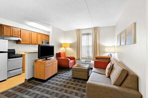 Suite, 2 Queen Beds, Non Smoking | Desk, iron/ironing board, free cribs/infant beds, free WiFi - MainStay Suites Middleburg Heights Cleveland Airport (Middleburg Heights)