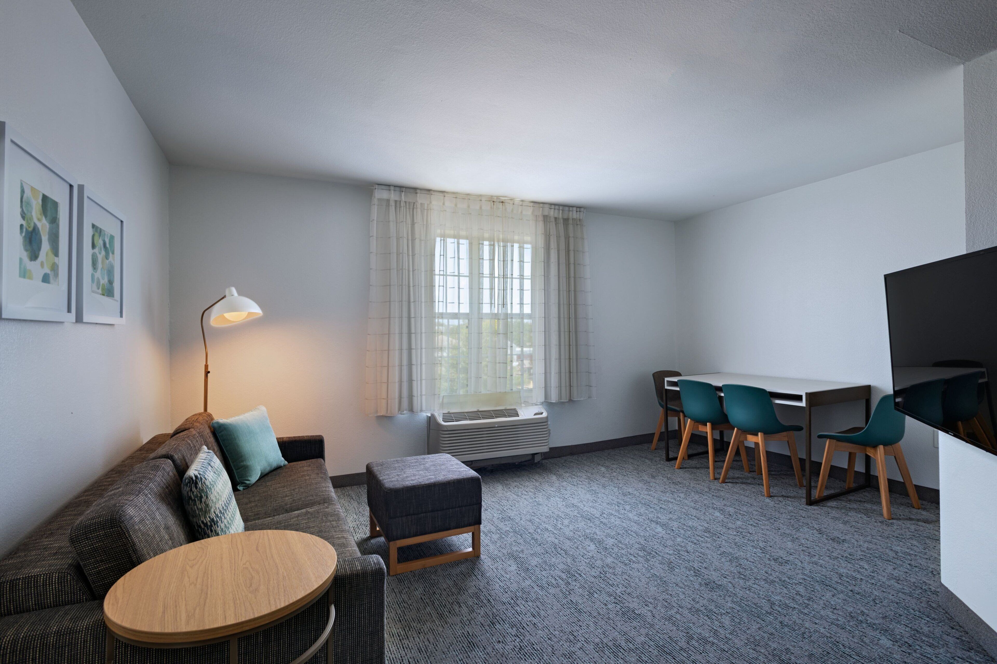 32-inch lcd tv with cable channels, tv