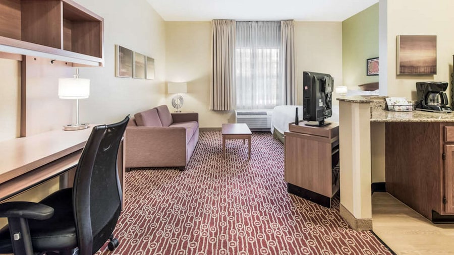 Birch Hill Suites Extended Stay - Blue Ash